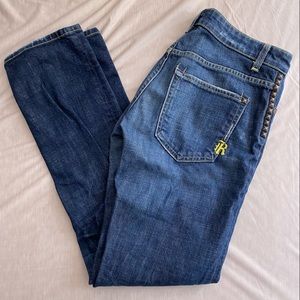 Rich and skinny boyfriend jeans